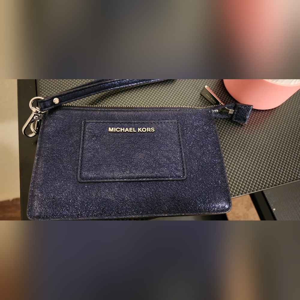 Michael kors wrislet